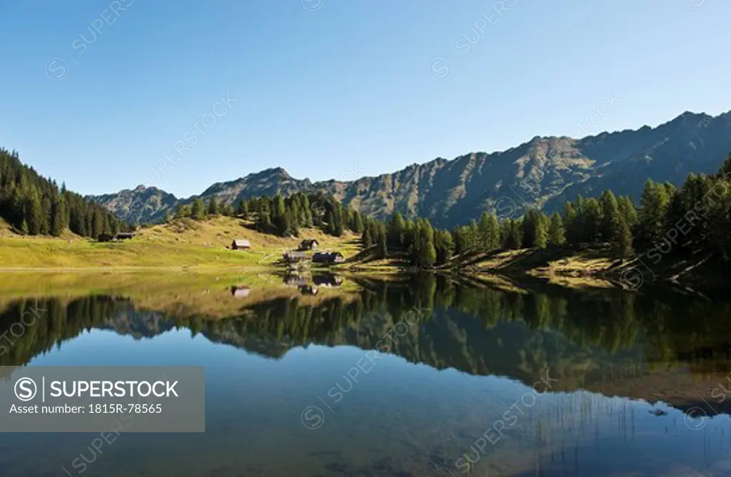 Austria, Styria, View of lake duisitzkar in schladming