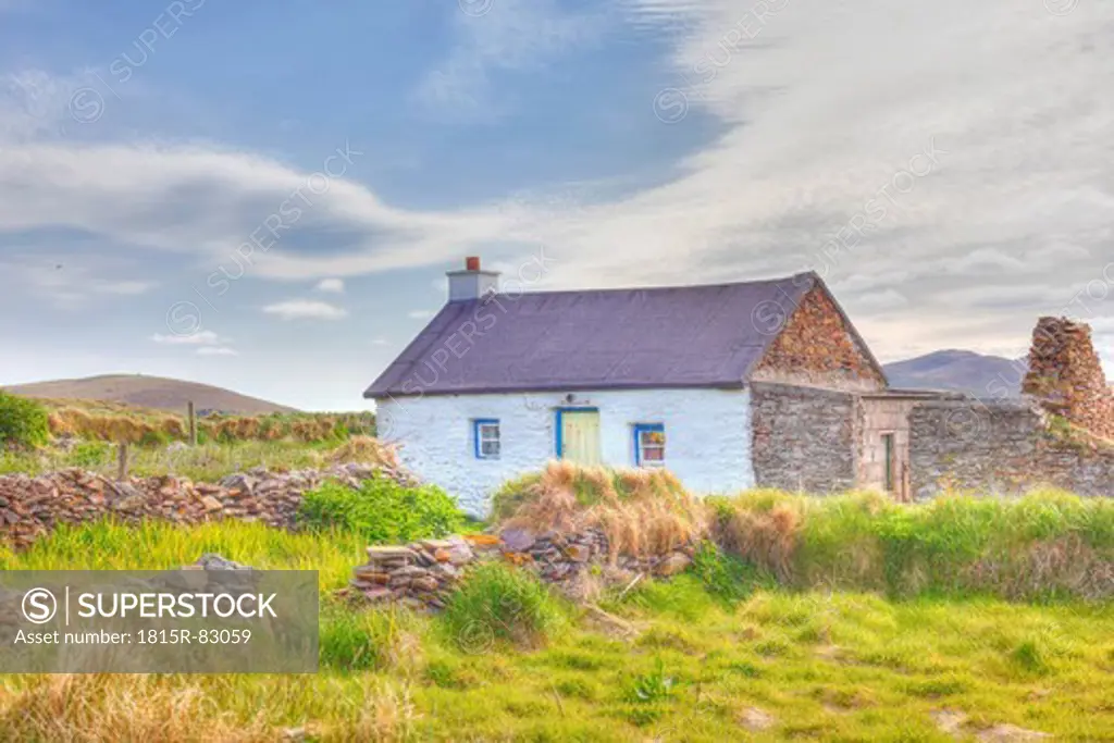 Ireland, County Kerry, View of house