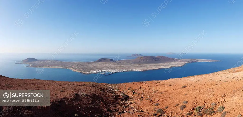 Spain, Canary Islands, Lanzarote, view of island la graciosa