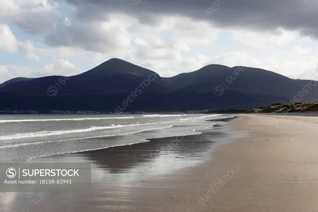 United Kingdom, Northern Ireland, County Down, Newcastle, Mourne Mountains, Murlough National Nature Reserve, View of beach with mountains