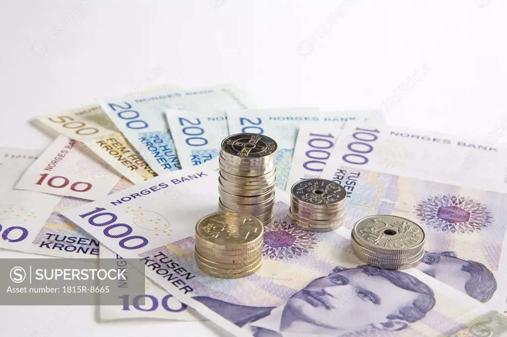 European currency: banknotes and coins