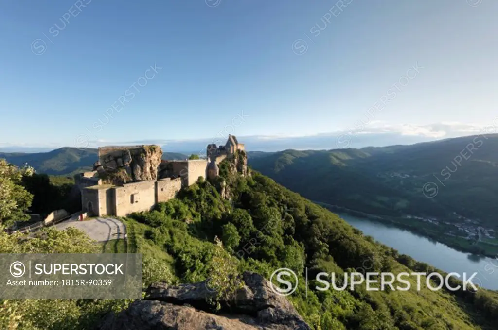 Austria, Lower Austria, Wachau, View of Aggstein castle and Danube river