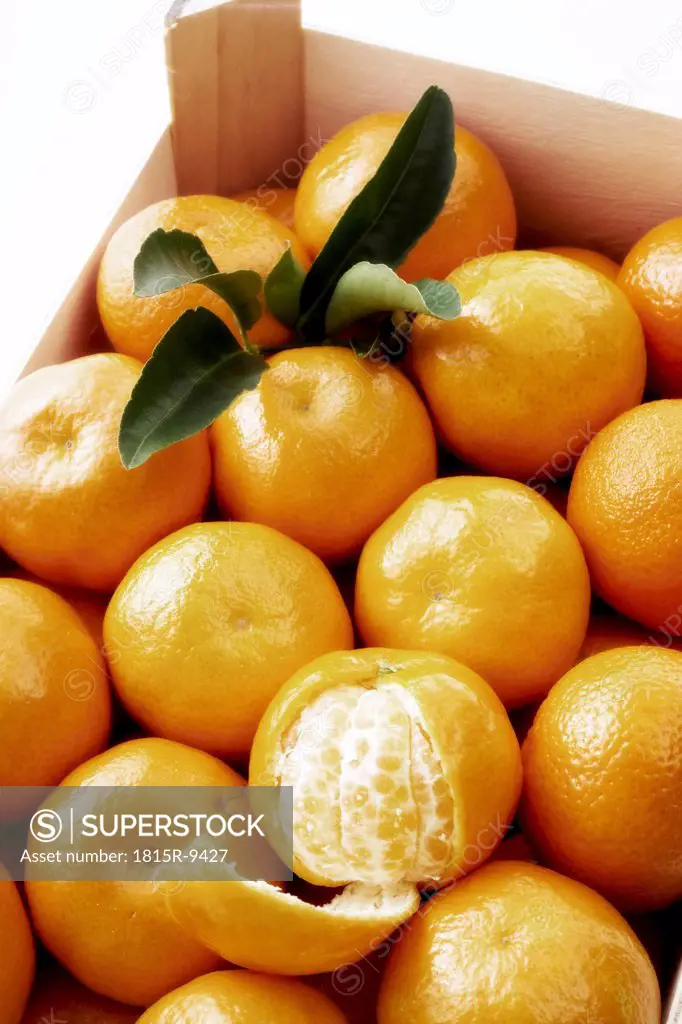 box with tangerines