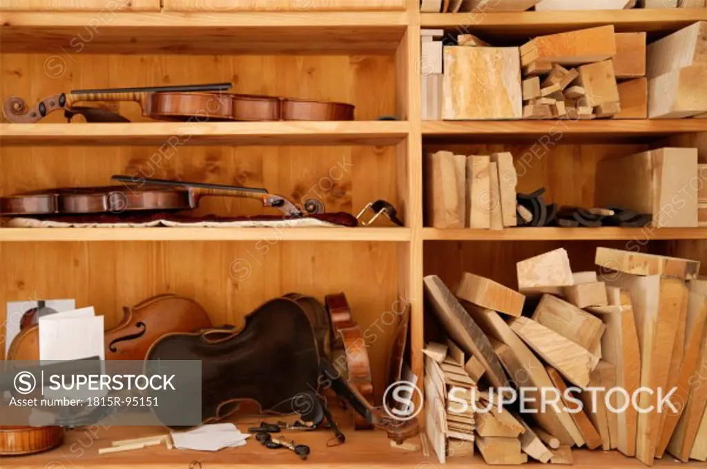 Germany, Upper Bavaria, Schaeftlarn, Violin work tool in studio