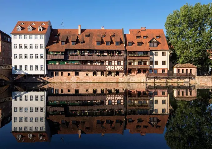 Germany, Nuremberg, row of houses at Pegnitz River near Max Bridge