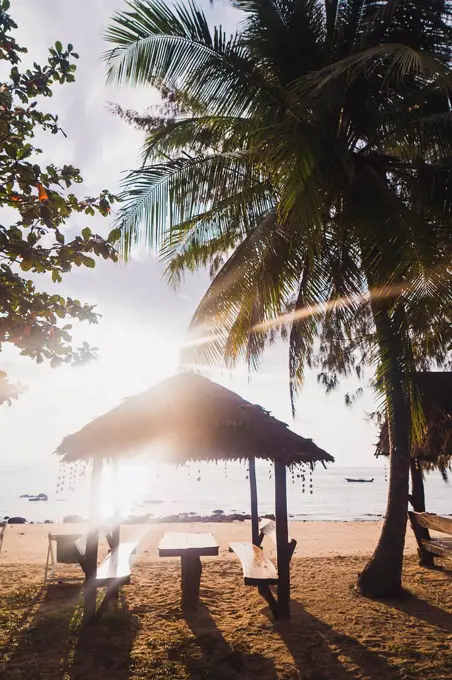 Thailand, Phi Phi Islands, Ko Phi Phi, beach resort in backlight
