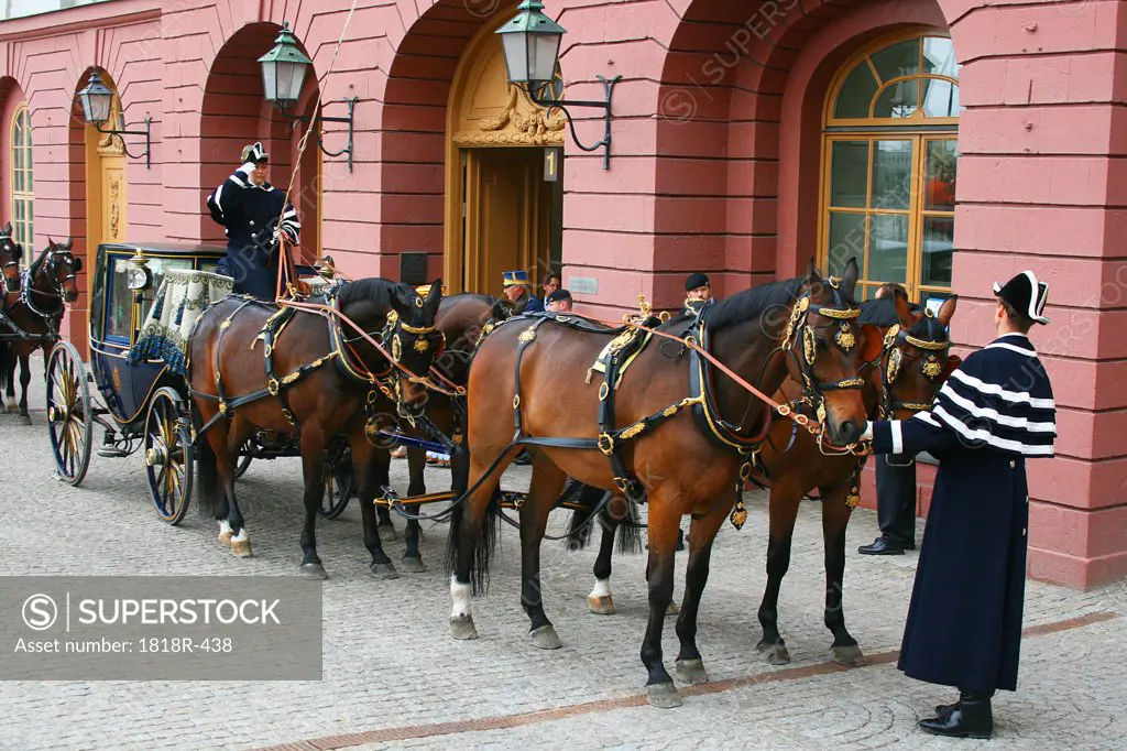 Sweden, Stockholm, Royal Swedish state carriage and guards waiting to bear African diplomats to palace