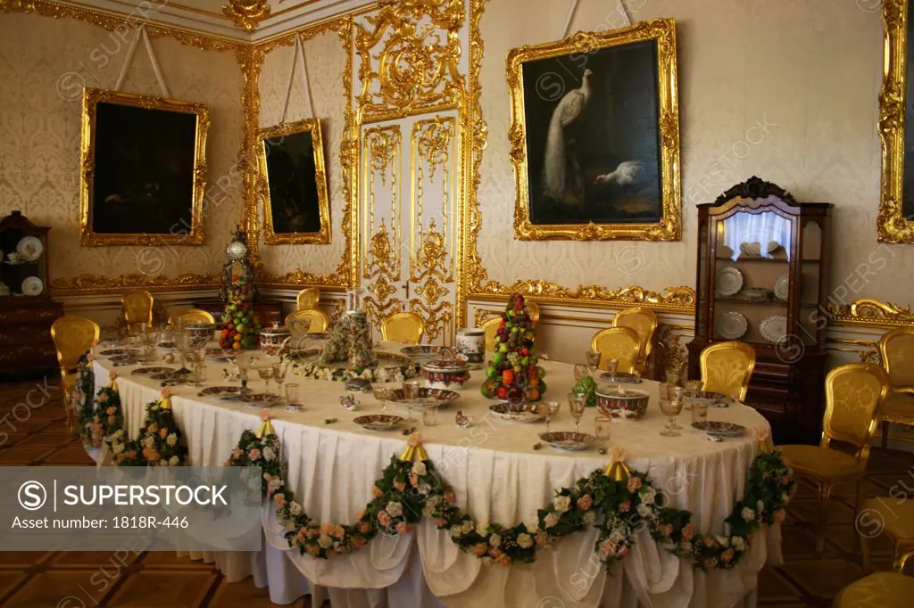 Russia, Tsarskoe Selo, Dining Room at Imperial Palace