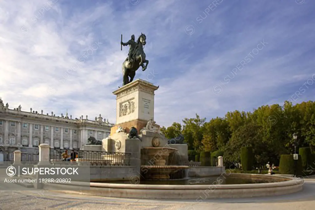 Statue of King Philip IV, Plaza de Oriente, Madrid, Spain   