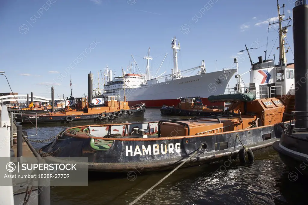 Boats in Hamburg Harbour, Hamburg, Germany   