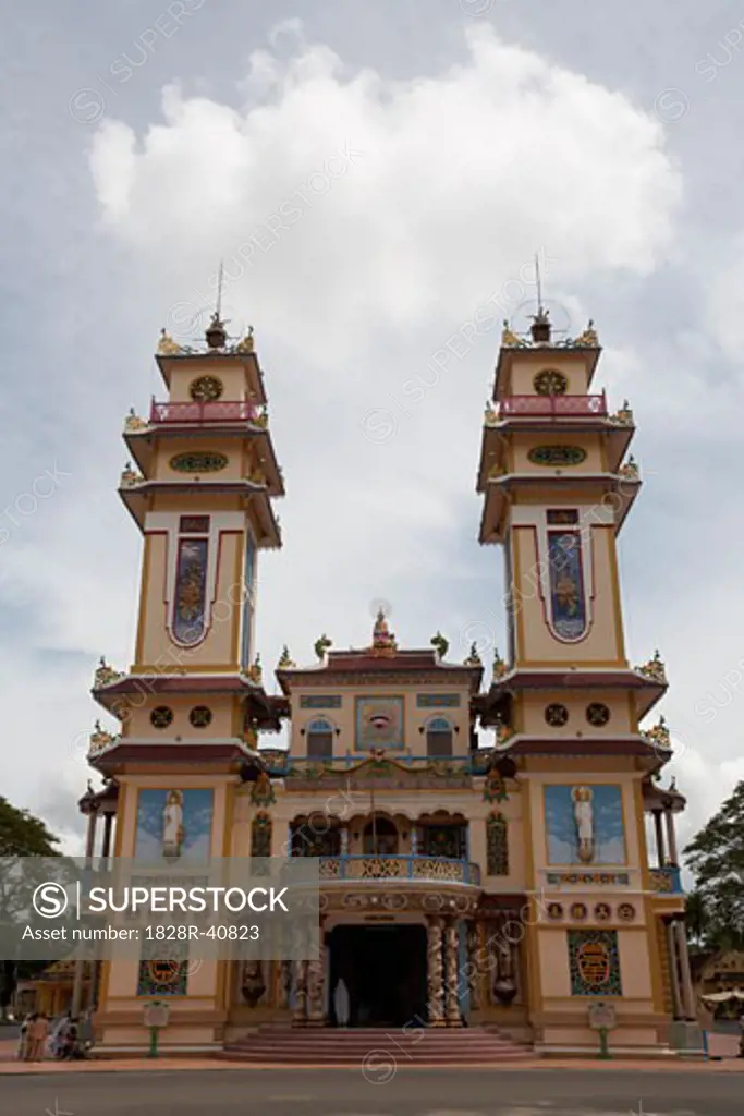 Cao Dai Temple, Tay Ninh, Vietnam   