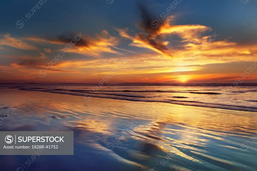 Sunset on Ocean, Strahan, Tasmania, Australia  