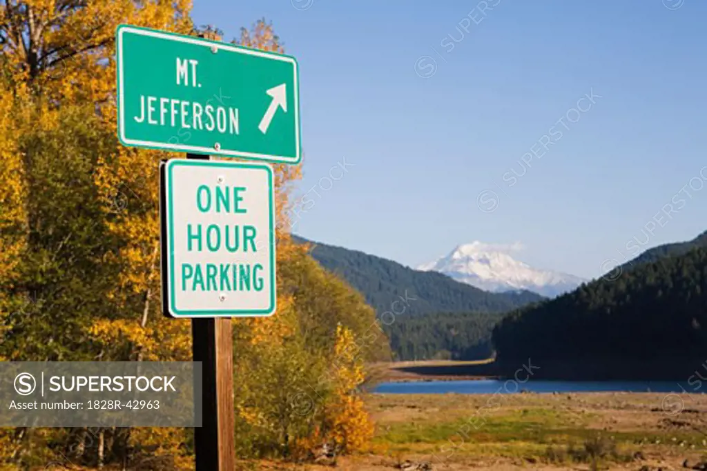 Parking and Landmark Sign Mt Jefferson Oregon, USA   