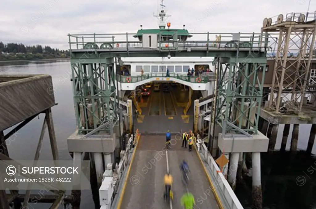 Seattle-Bainbridge Ferry, Bainbridge Island, Washington, USA   