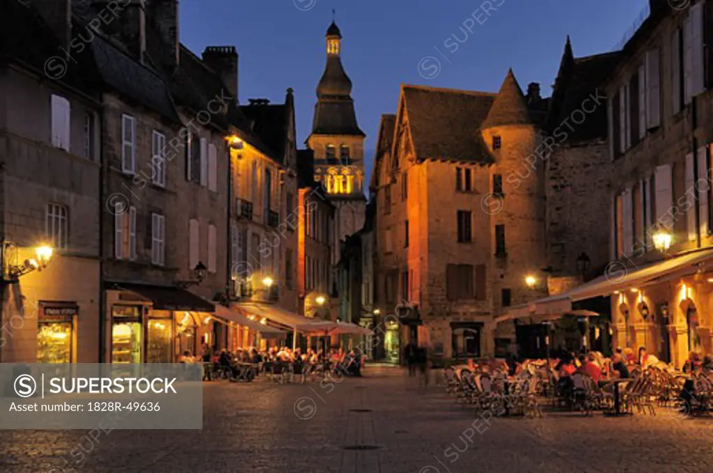 Place de la Liberte, Old Town of Sarlat-la-Caneda, Dordogne, Aquitaine, France
