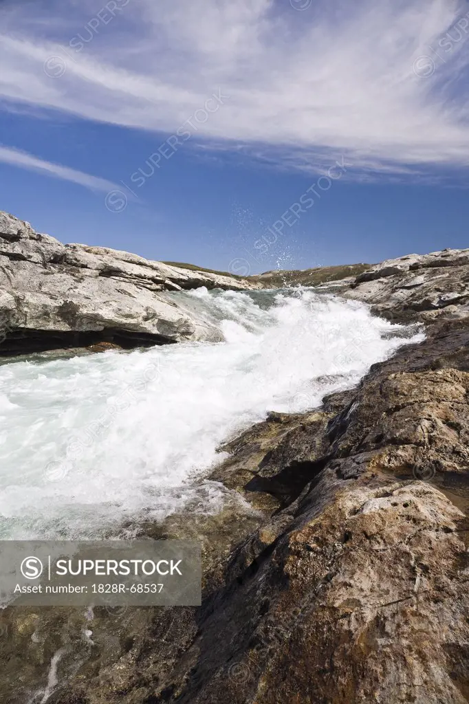 Soper Falls, Soper River, Katannilik Territorial Park Reserve, Baffin Island, Nunavut, Canada