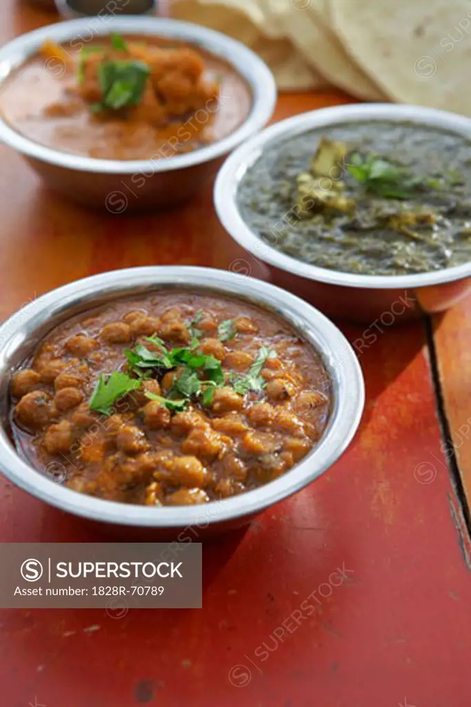 Chana Masala, Saag Paneer, Vegetable Makhani, Papadum, and Chapati