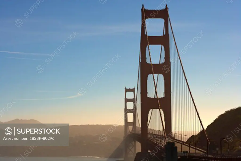 View of Golden Gate Bridge from North Vista Point, San Francisco, California, USA