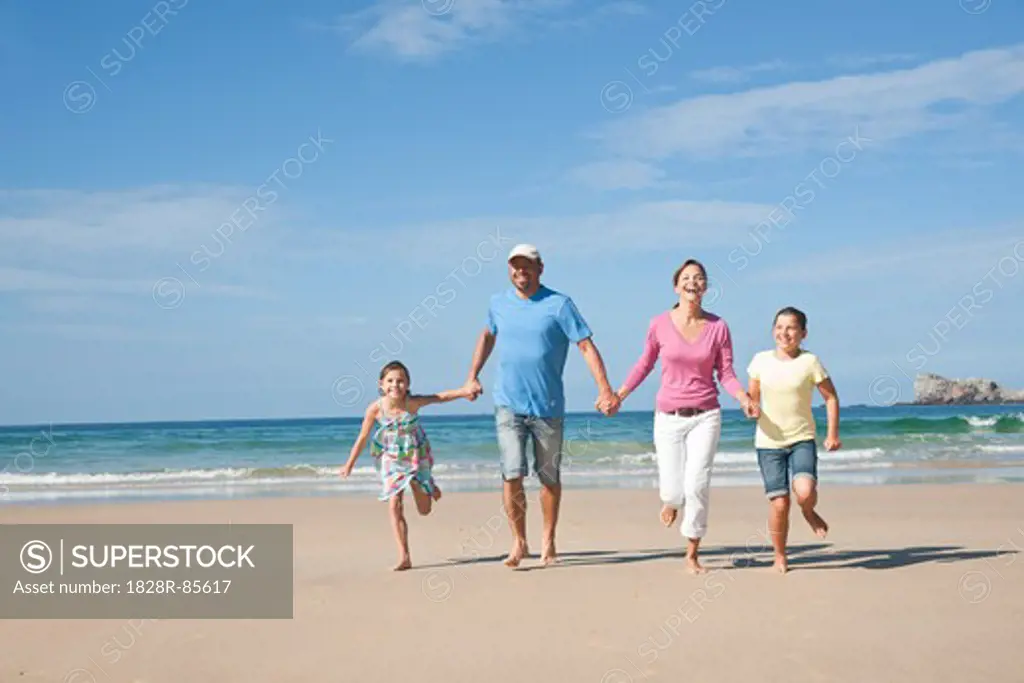 Family on Beach, Camaret-sur-Mer, Finistere, Bretagne, France