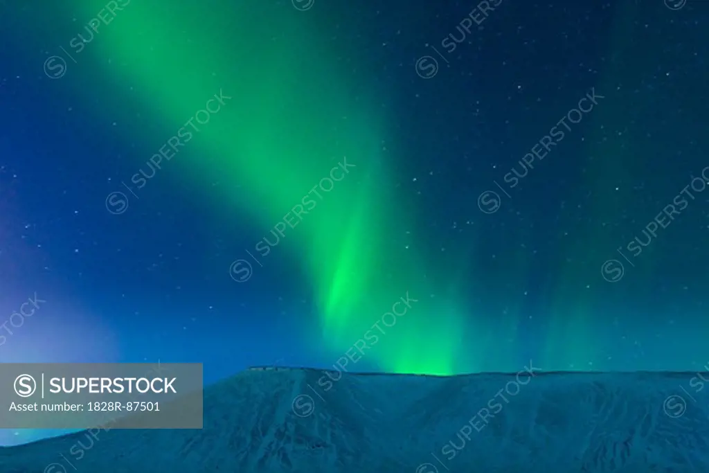 Aurora Borealis over Kleifarvatn, Reykjanes Peninsula, Iceland