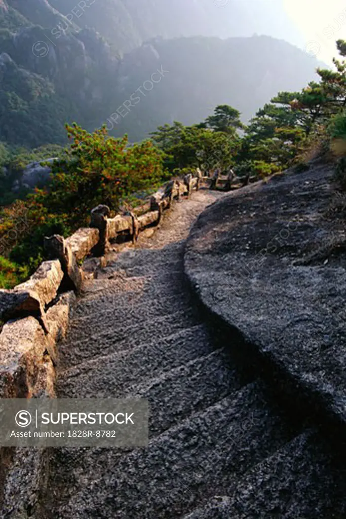 Footpath, Mount Huangshan, Yellow Mountains, Anhui Province, China   