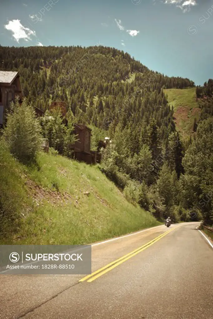 Scenic View and Highway, Aspen, Colorado, USA