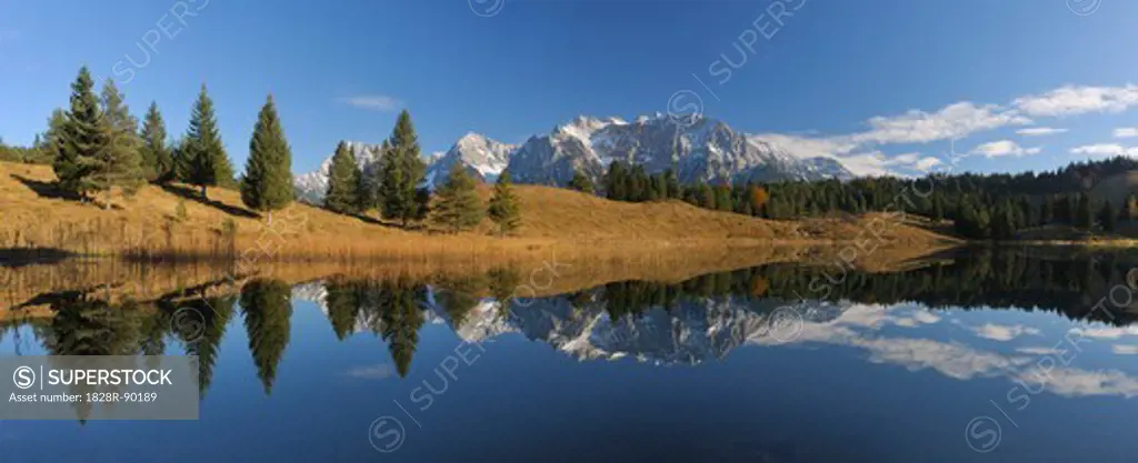 Wildensee with Karwendel Mountains in Autumn, Mittenwald, Garmisch-Partenkirchen, Upper Bavaria, Bavaria, Germany