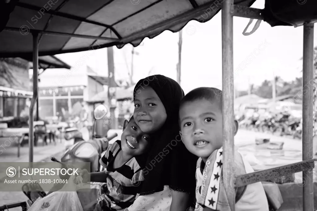 Three Smiling Children, Thailand
