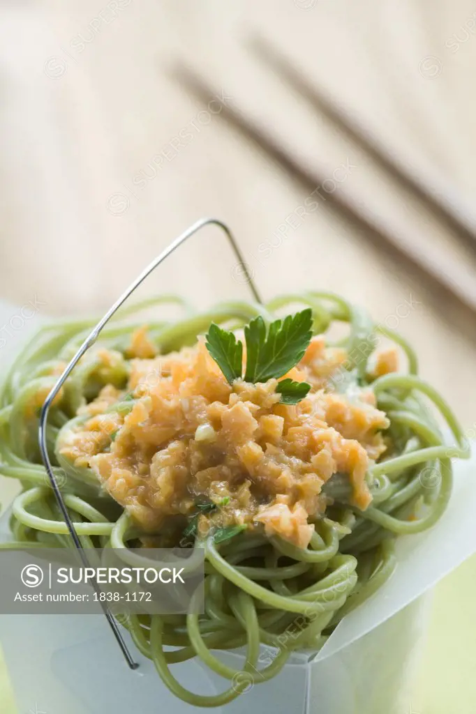 Spinach Noodles with Carrot Sauce