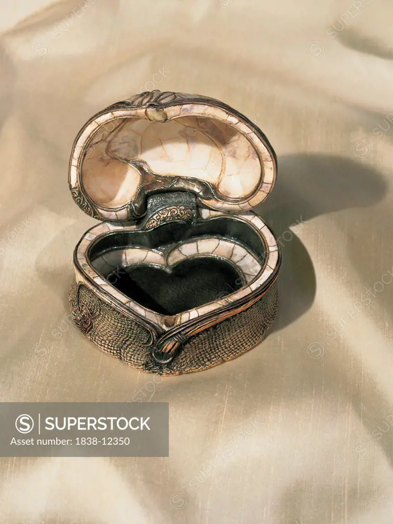 Heart Shape Jewelry Box