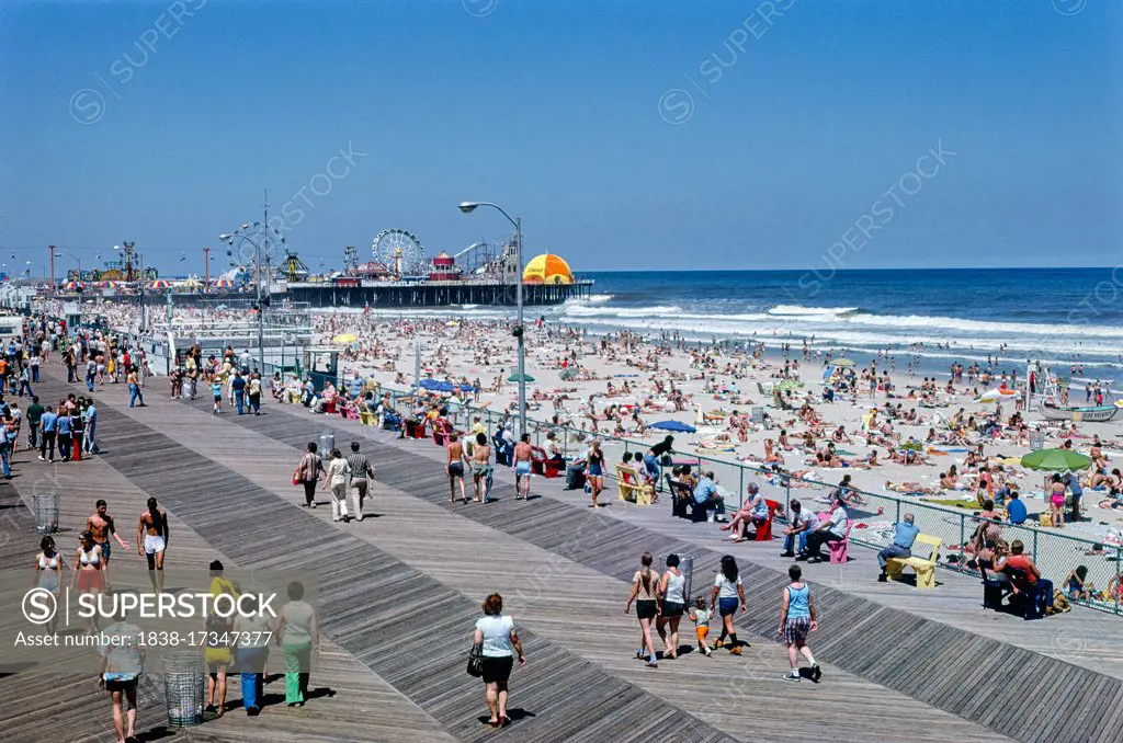 Boardwalk, beach, Casino Pier, Seaside Heights, New Jersey, USA, John Margolies Roadside America Photograph Archive, 1978