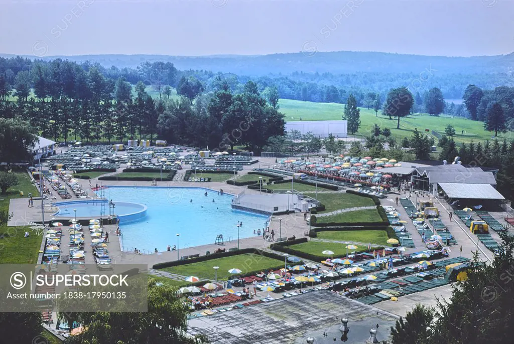 Concord Hotel, Kiamesha Lake, New York, USA, John Margolies Roadside America Photograph Archive, 1978