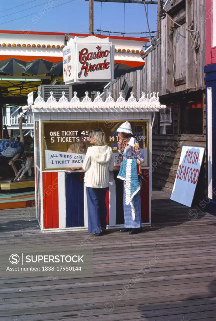 Hunt's Casino Arcade, Wildwood, New Jersey, USA, John Margolies Roadside America Photograph Archive, 1978