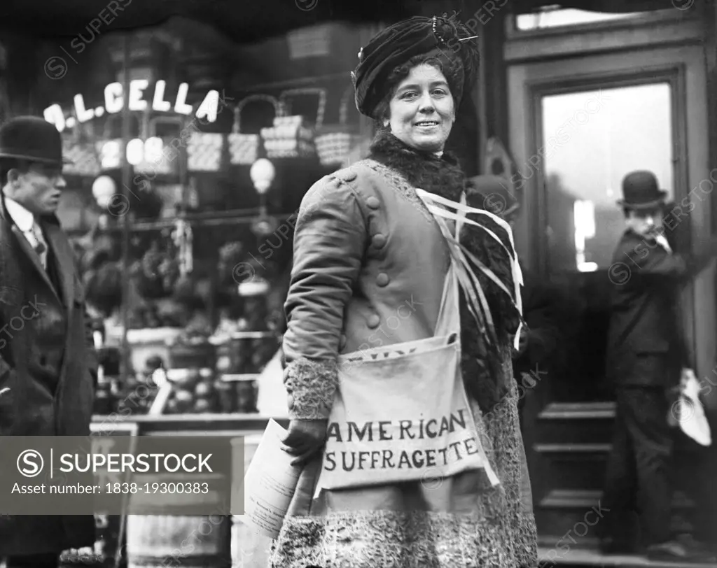 Mrs. H. Riordan, Suffragette, New York City, New York, USA, Bain News Service, 1910