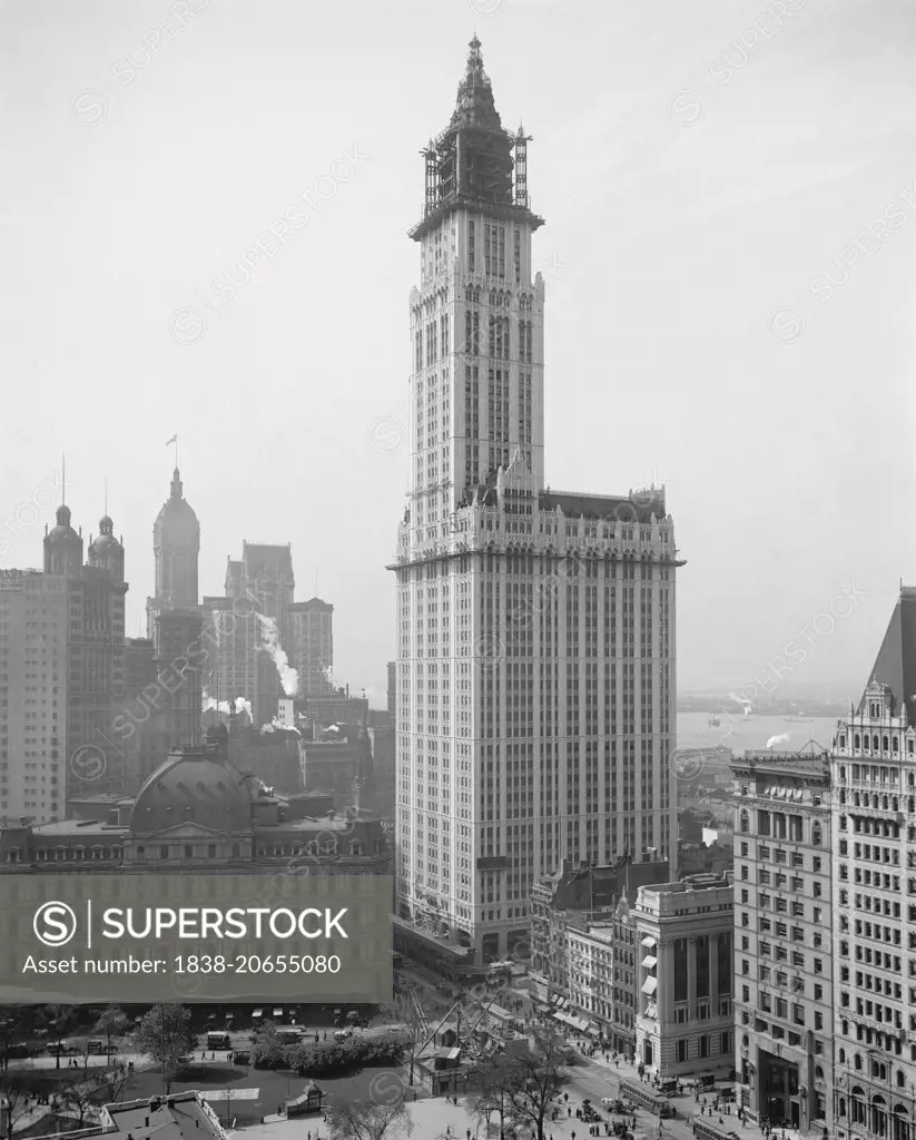 Woolworth Building, New York City, USA, circa 1913