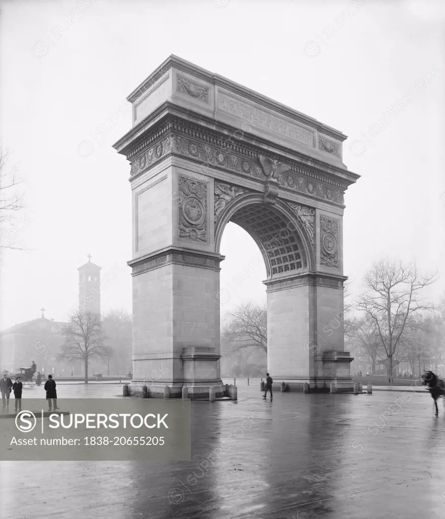 Washington Memorial Arch, New York City, USA, circa 1900