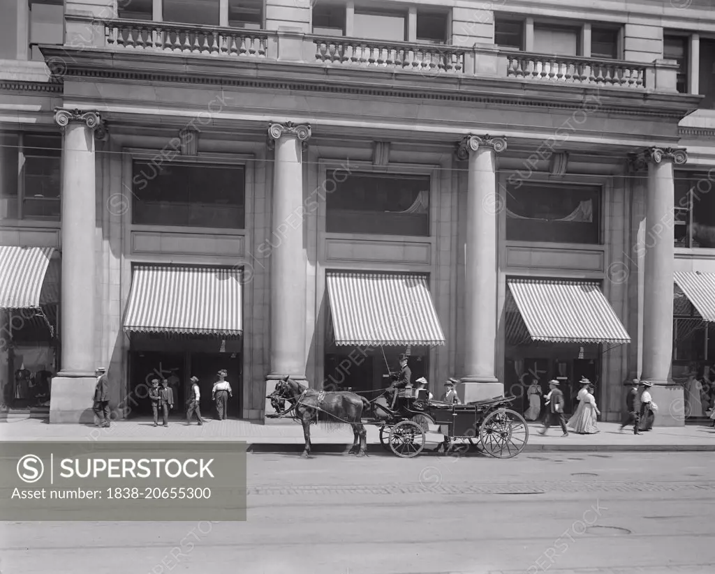 Entrance to Marshall Field's Store, Chicago, Illinois, USA, circa 1908