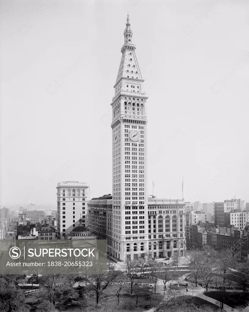 Metropolitan Life Insurance Building and Tower, Madison Square, New York City, USA, circa 1910