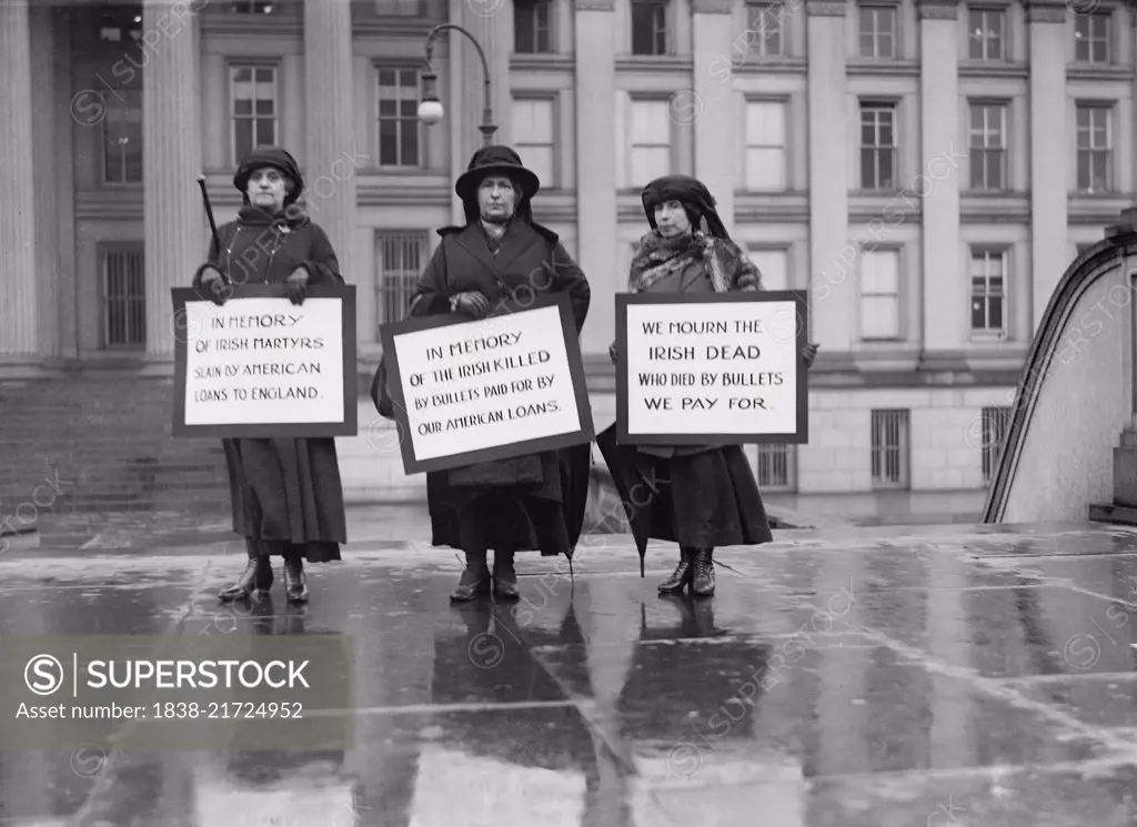 Three Women Picketing in Memory of Irish Dead, Protest of U.S. Loans to England, Washington DC, USA, Harris & Ewing, 1923