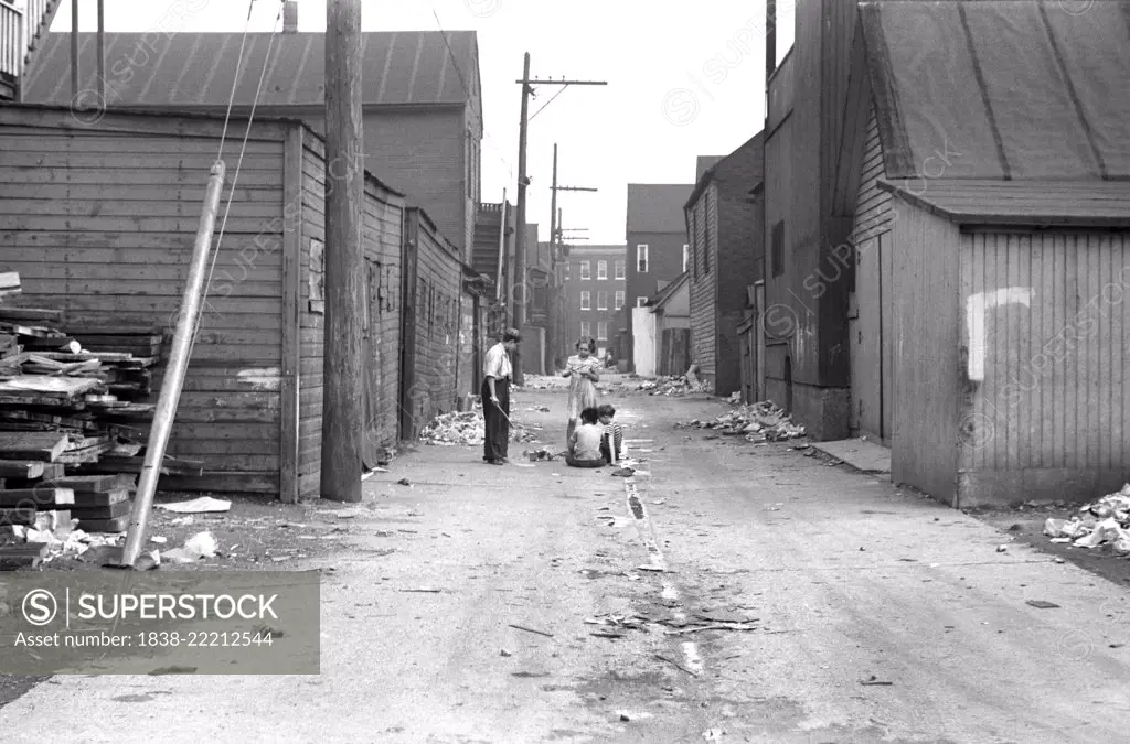 Four Children in Alley, South Chicago, Illinois, USA, John Vachon, Farm Security Administration, July 1941