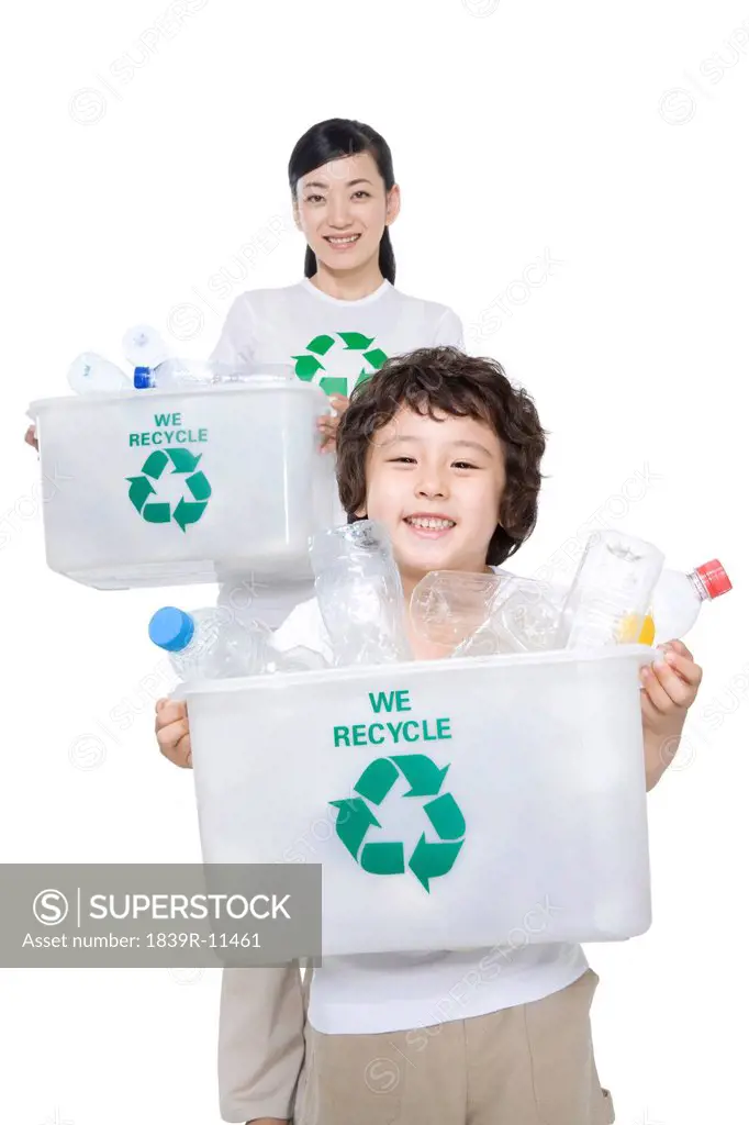 Portrait of an eco_friendly family