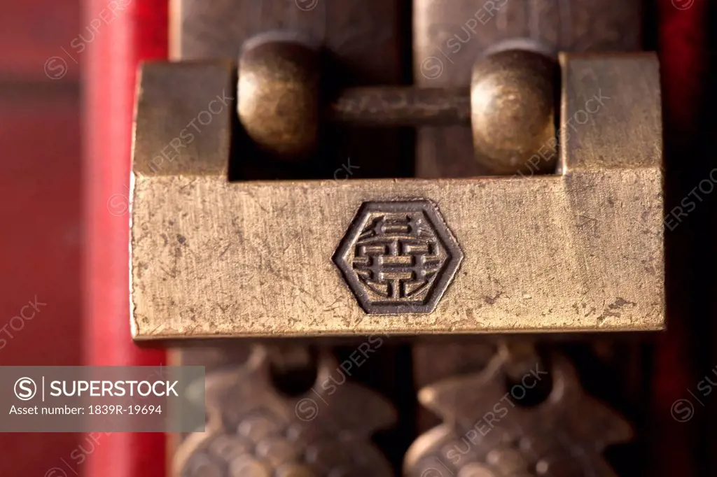 Close_up of an ornate lock