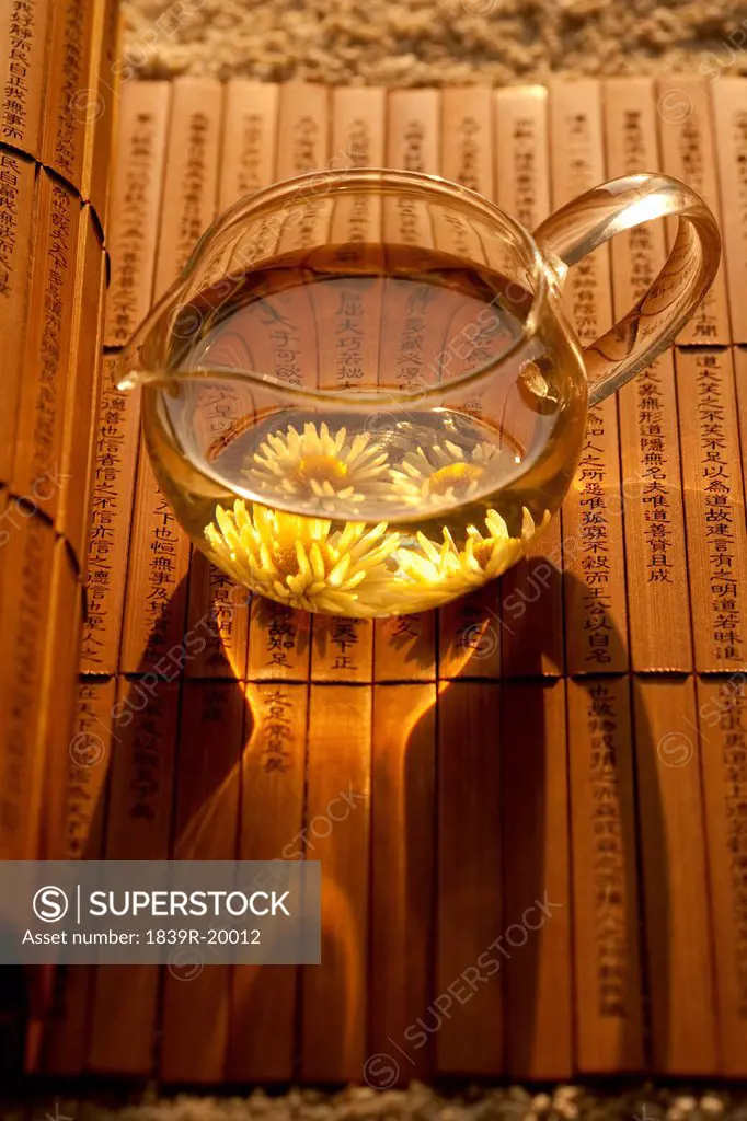 Close_up of Chrysanthemum Tea and bamboo slip