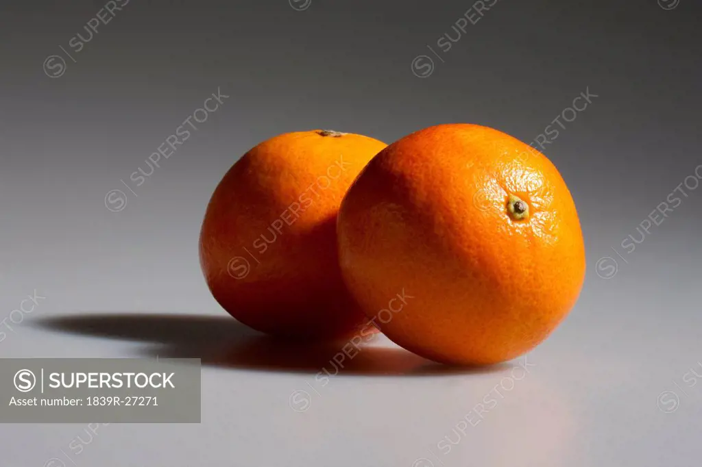 Close_up of two oranges