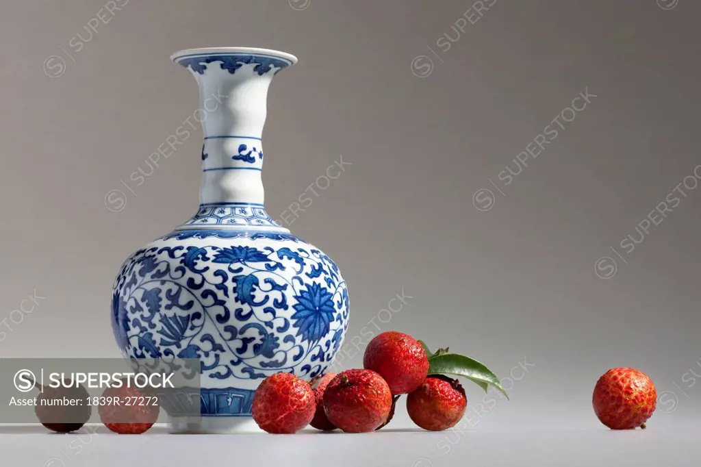 Lychee and Chinese blue and white porcelain