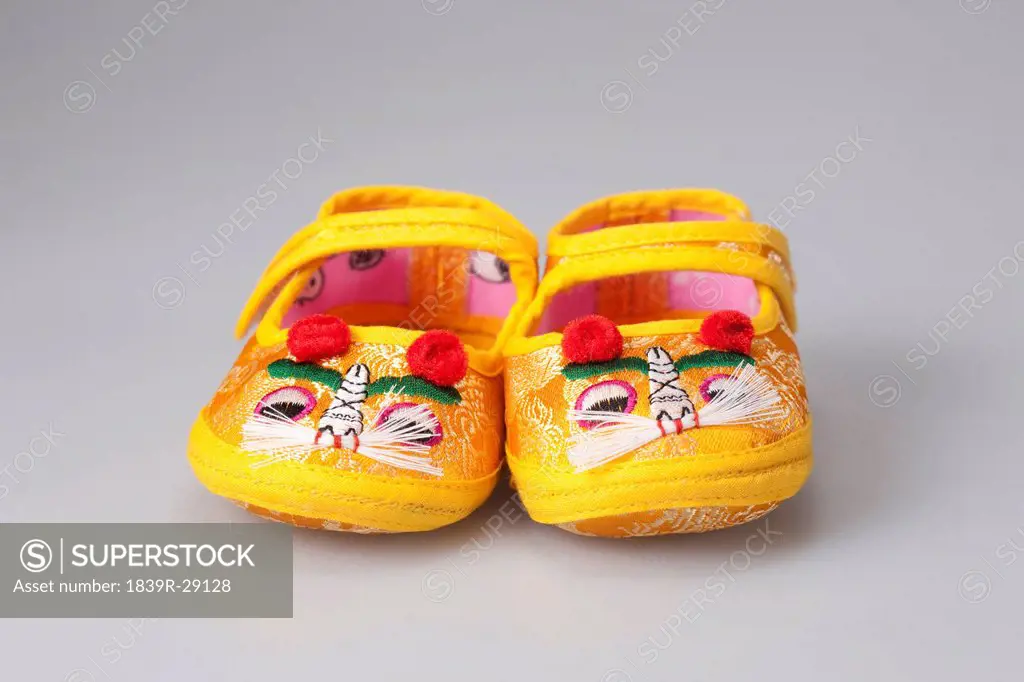 Chinese tiger slippers