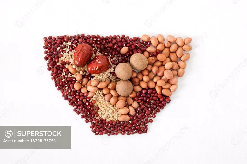 Food material in bowl shape