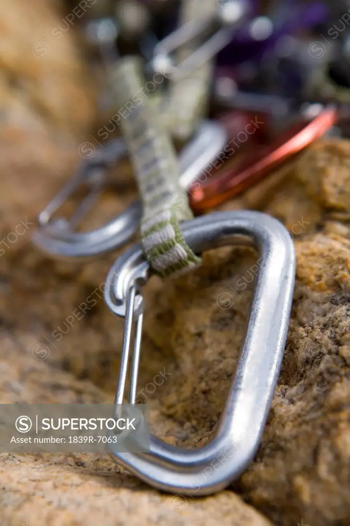 Carabineers used in rock climbing