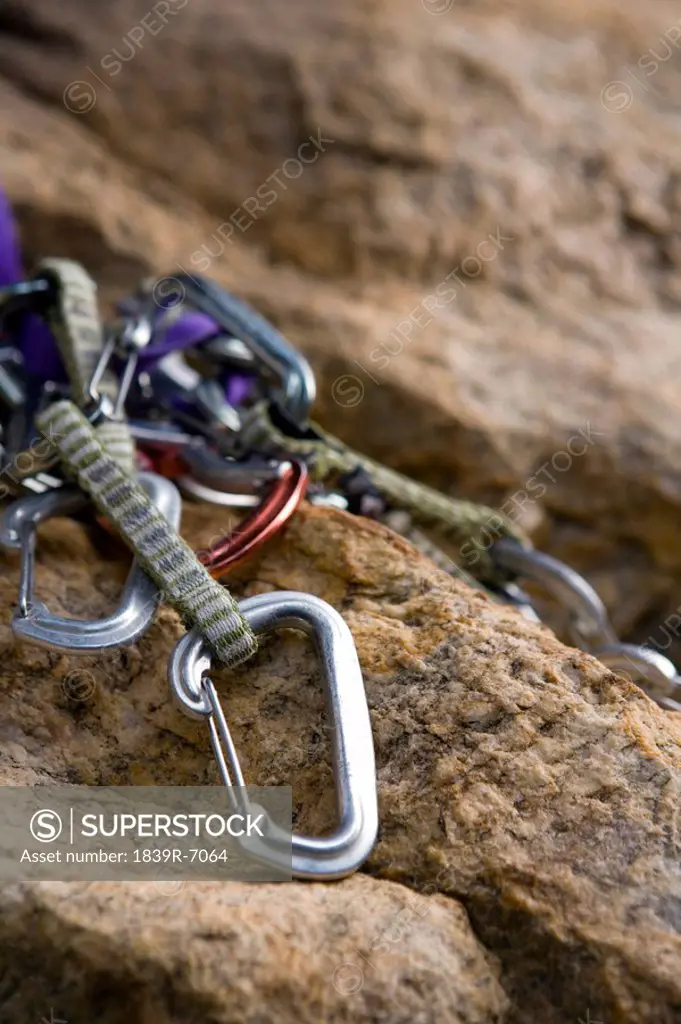 Carabineers used in rock climbing