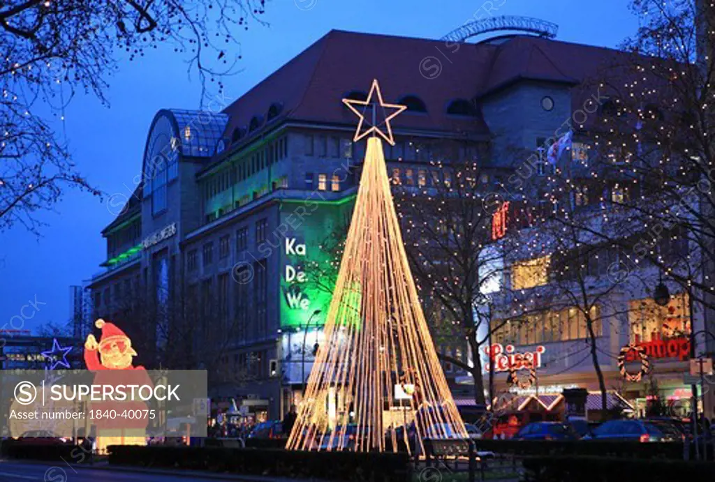 Germany, Berlin, Kurfurstendamm, Christmas, KaDeWe department store